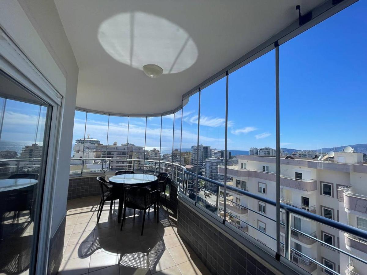 огромный видовой пентхаус у моря Appartement *