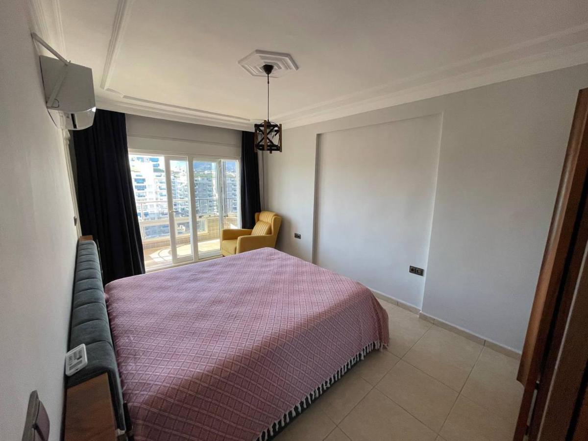 огромный видовой пентхаус у моря Appartement