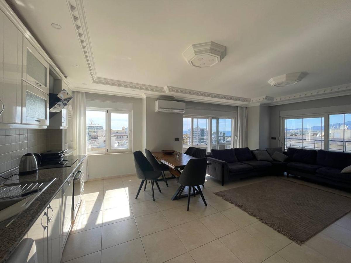 Appartement огромный видовой пентхаус у моря